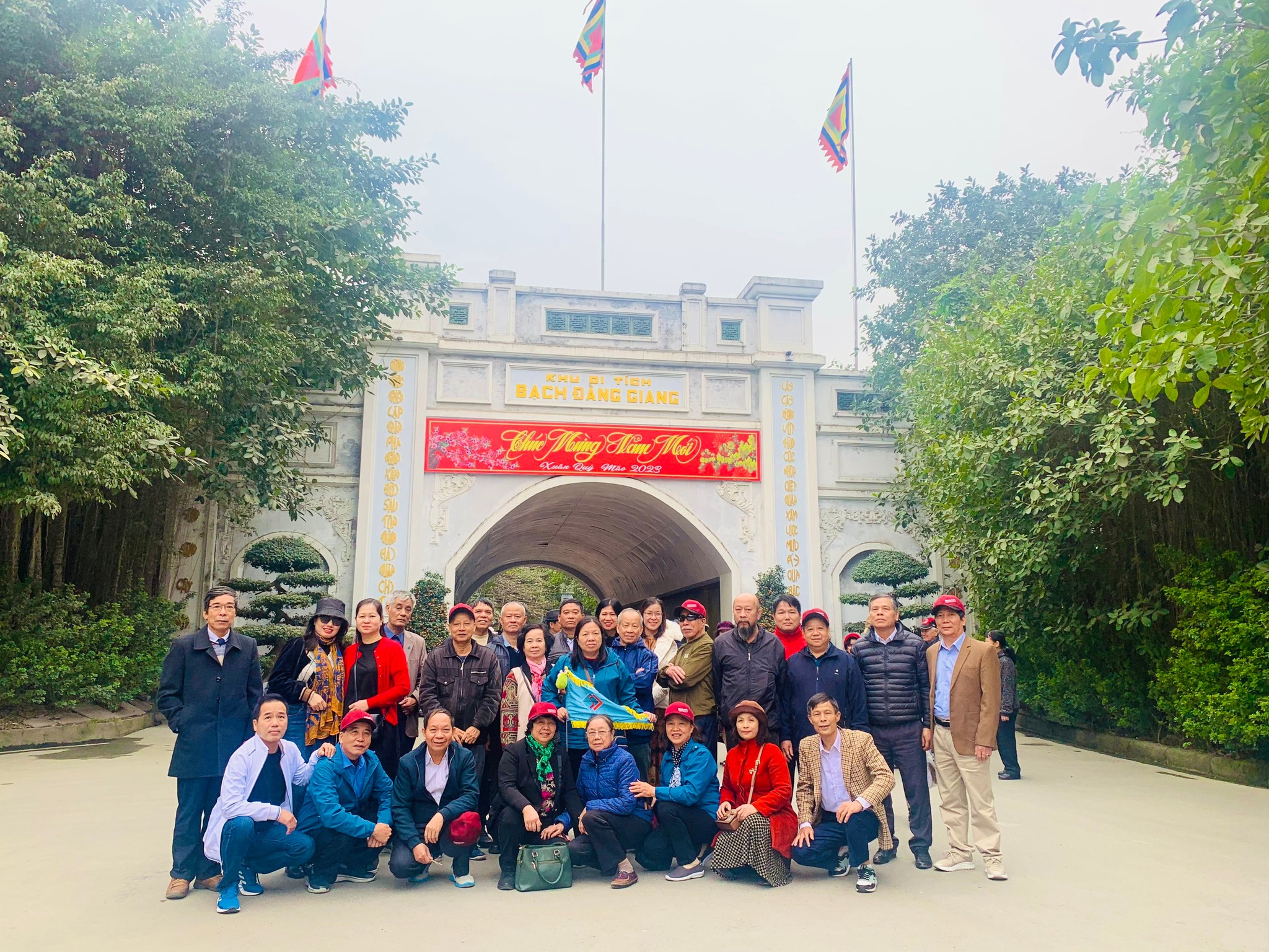 Lộ Trình Di Chuyển Đến Bạch Đằng Giang