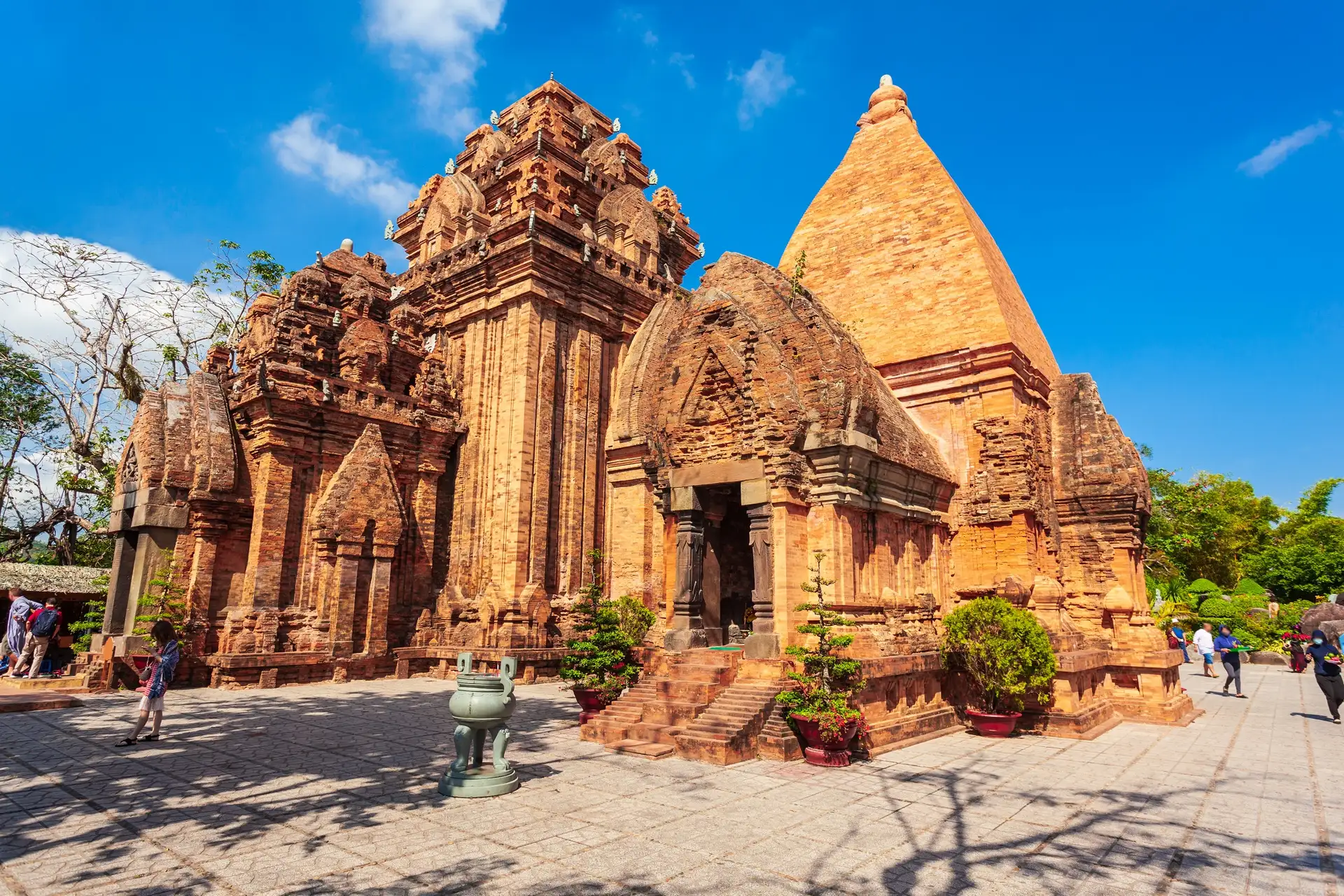 Tổng Hợp Cách Di Chuyển Đến Du Lịch Nha Trang Phù Hợp Với 2 Ngày 1 Đêm